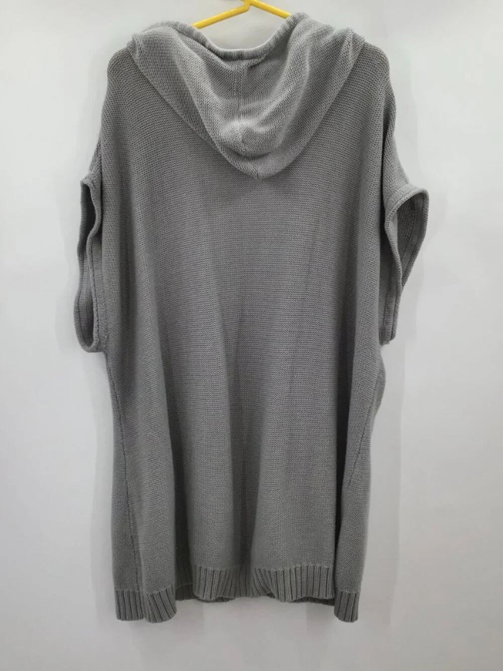 2 V-Neck 3X Tunic Length Sweaters 26/28 Red Gray Cardigan Lagenlook Office Layer - Picture 3 of 13